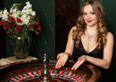 ﻿Почему игра с живыми дилерами в казино так популярна?